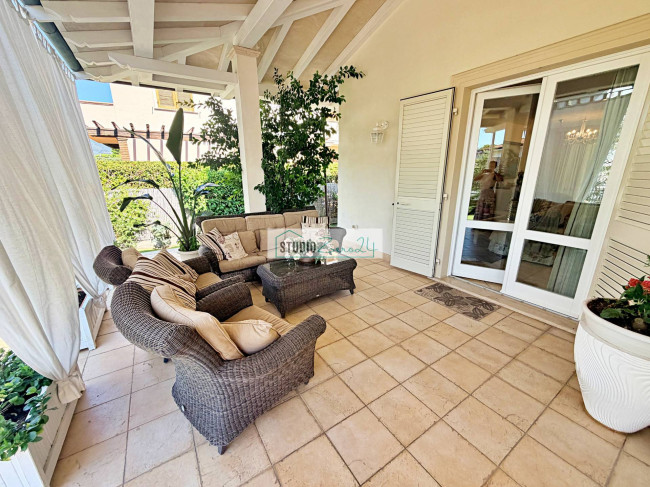 Villa in vendita a Pietrasanta