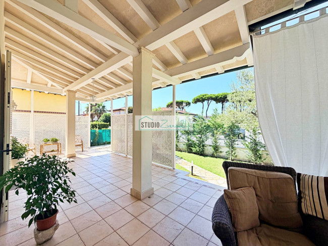 Villa in vendita a Pietrasanta