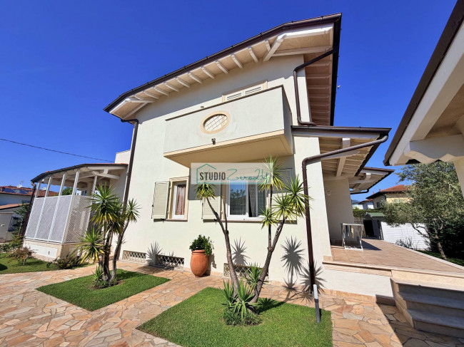 Villa in vendita a Pietrasanta