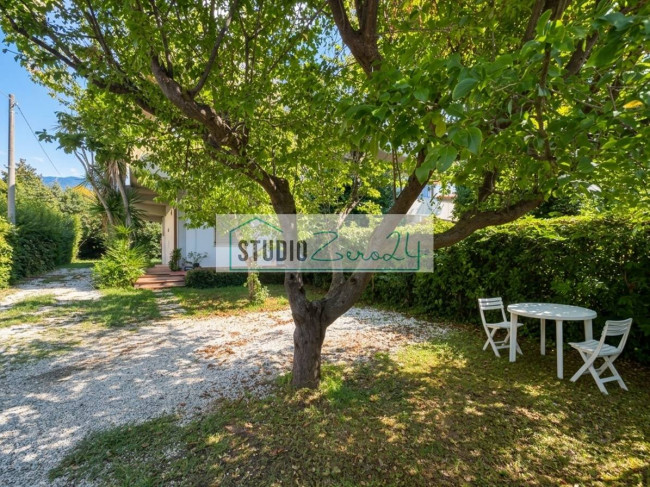 Apartment for sale in Montignoso