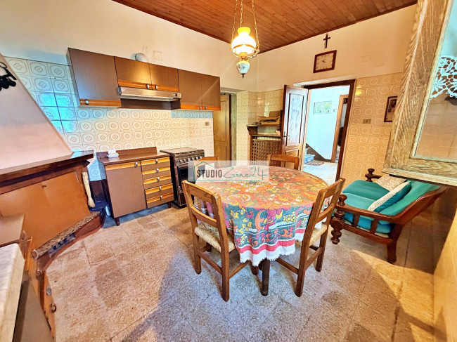 Single House for sale in Pietrasanta