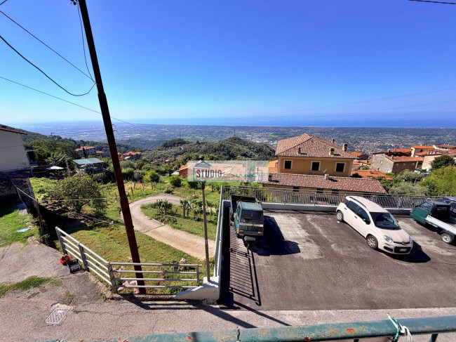 Single House for sale in Pietrasanta