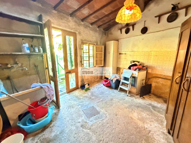 Single House for sale in Pietrasanta