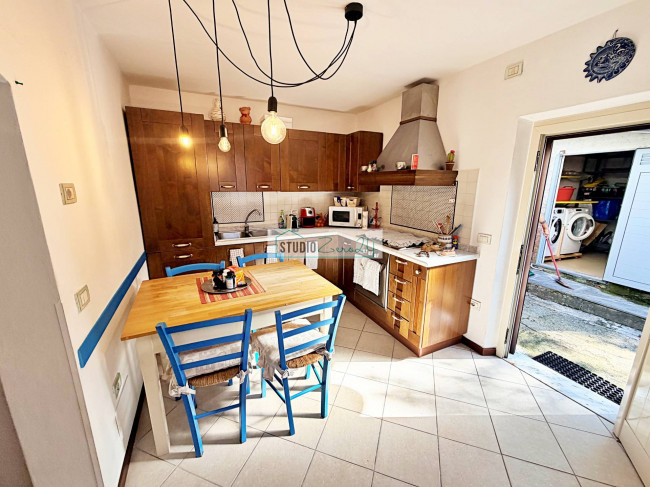 Single House for sale in Pietrasanta