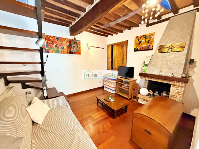 Single House for sale in Pietrasanta