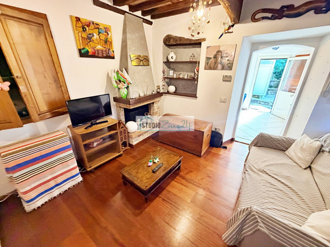 Single House for sale in Pietrasanta
