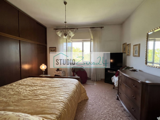 Villa for sale in Massa