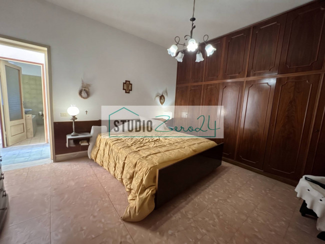 Villa for sale in Massa