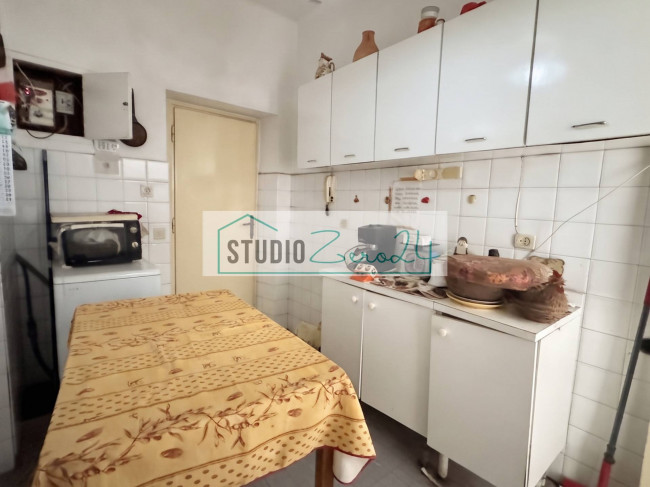 Villa for sale in Massa