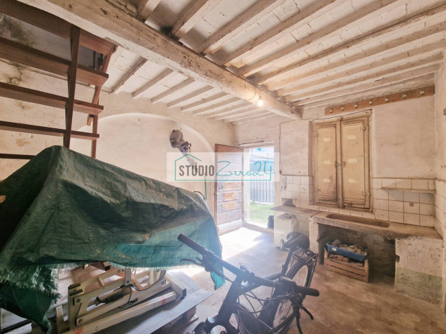 Single House for sale in Camaiore