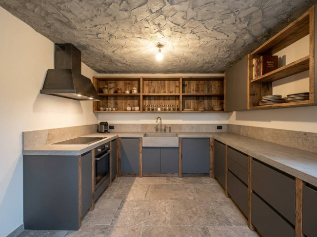 Single House for sale in Camaiore