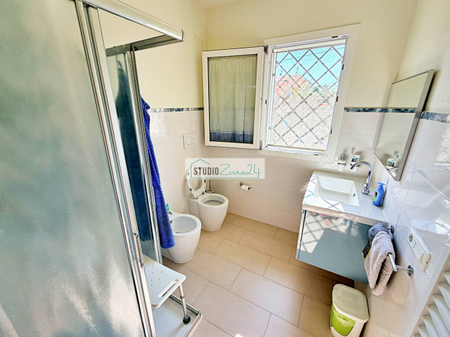 Villa for sale in Seravezza