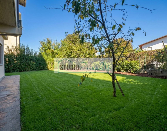 Apartment for sale in Montignoso