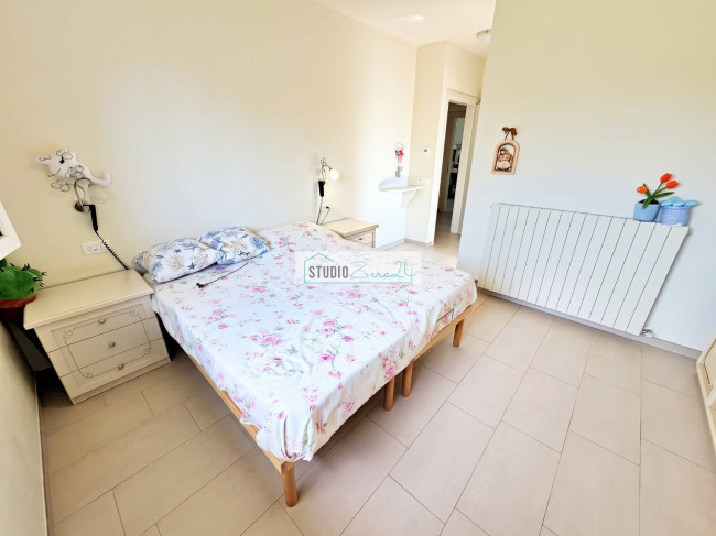 Villa for sale in Seravezza