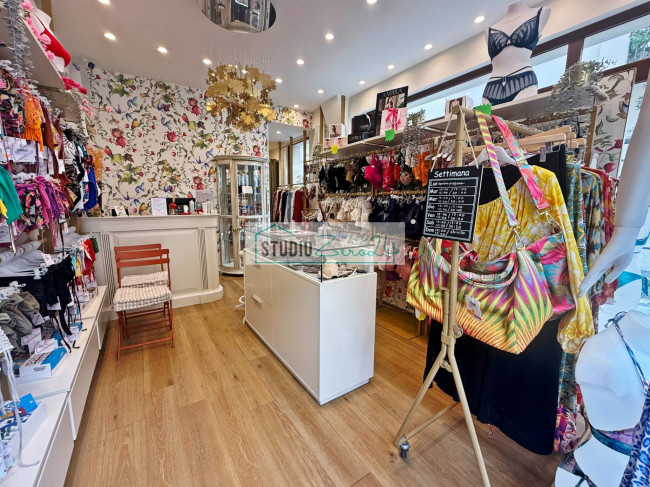 Commercial Property for sale in Viareggio