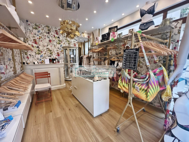 Commercial Property for sale in Viareggio