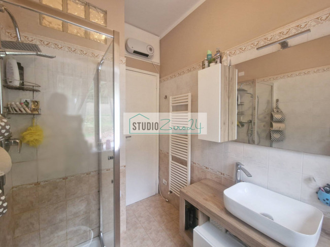 Single House for sale in Camaiore