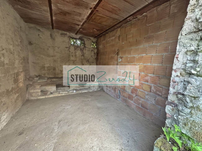 Single House for sale in Massa