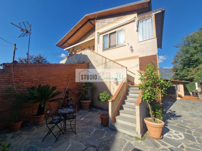 Single House for sale in Camaiore
