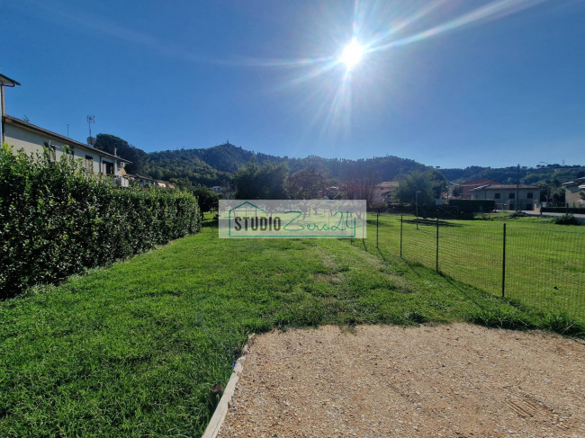 Single House for sale in Camaiore