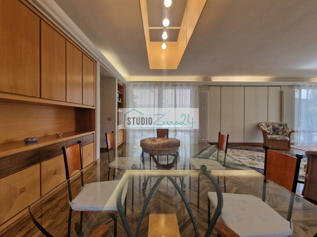 Villa for sale in Camaiore