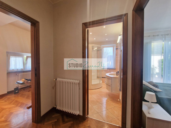Villa for sale in Camaiore