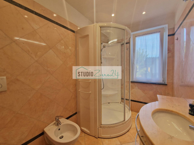 Villa for sale in Camaiore