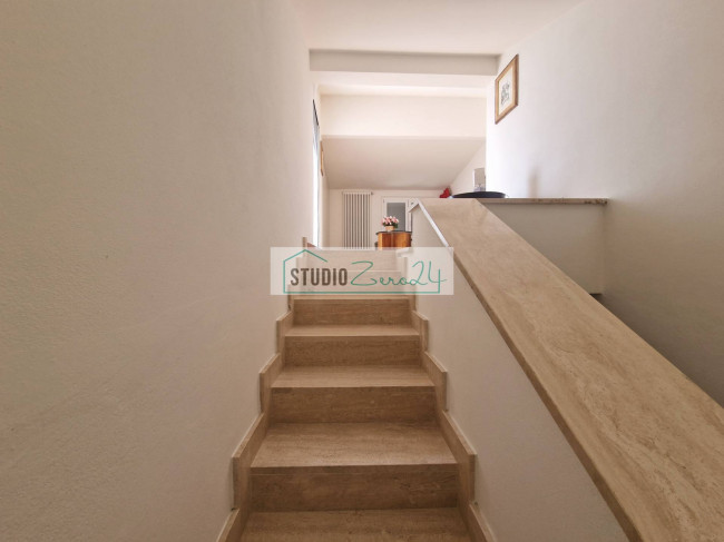 Villa for sale in Camaiore