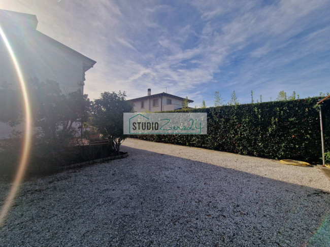 Villa for sale in Camaiore