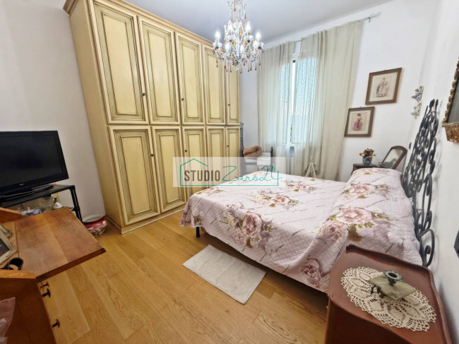 Single House for sale in Viareggio