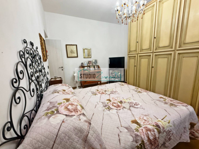 Single House for sale in Viareggio