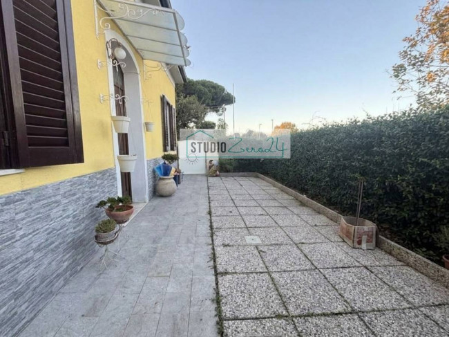 Single House for sale in Viareggio