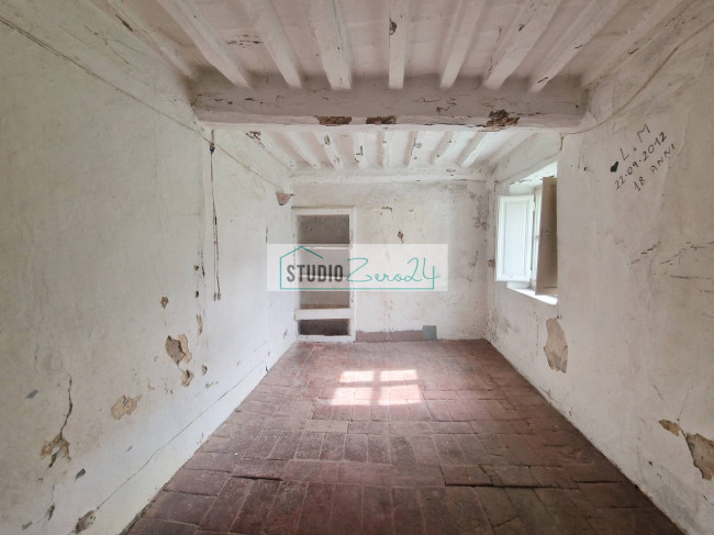 Terraced House for sale in Camaiore