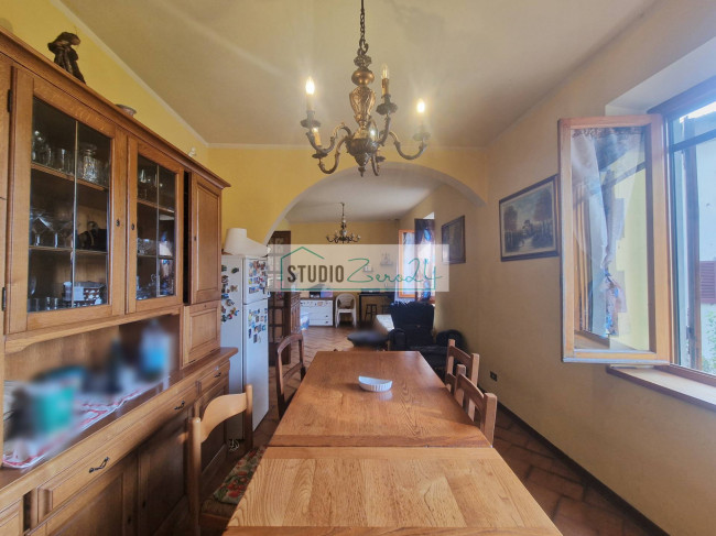 Single House for sale in Camaiore