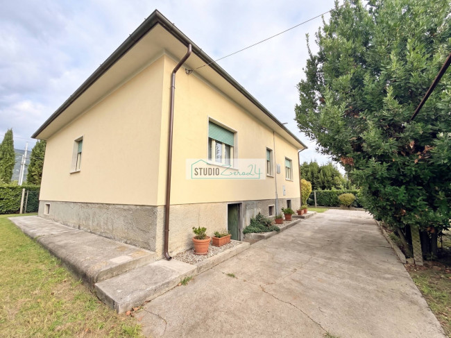Casa singola in vendita a Seravezza