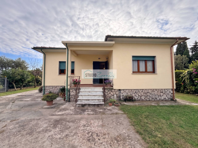 Casa singola in vendita a Seravezza