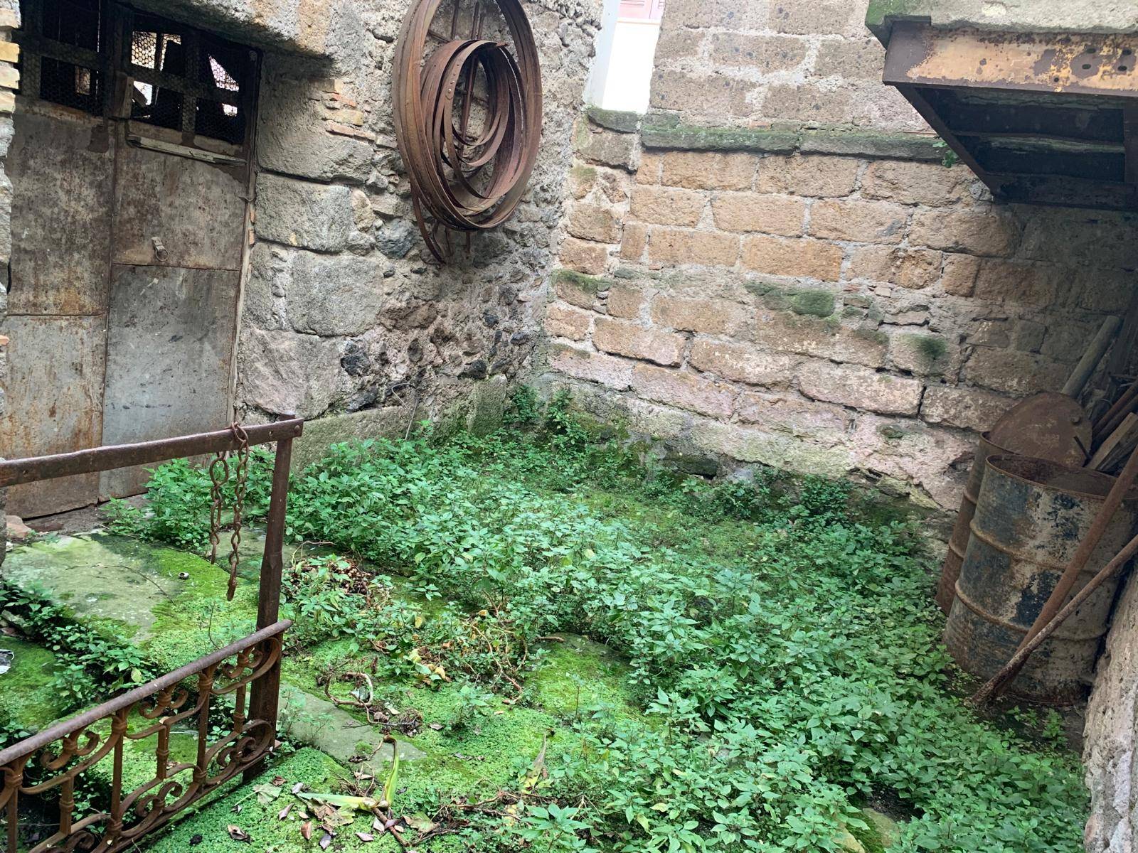 Magazzino in vendita a Viterbo