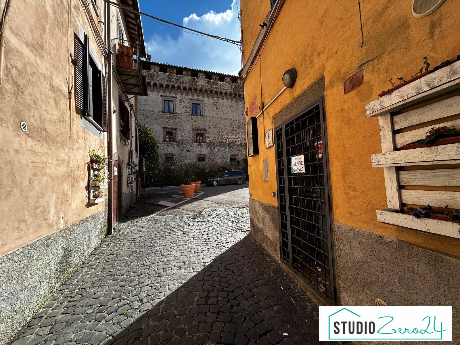 Locale commerciale in vendita a Vasanello