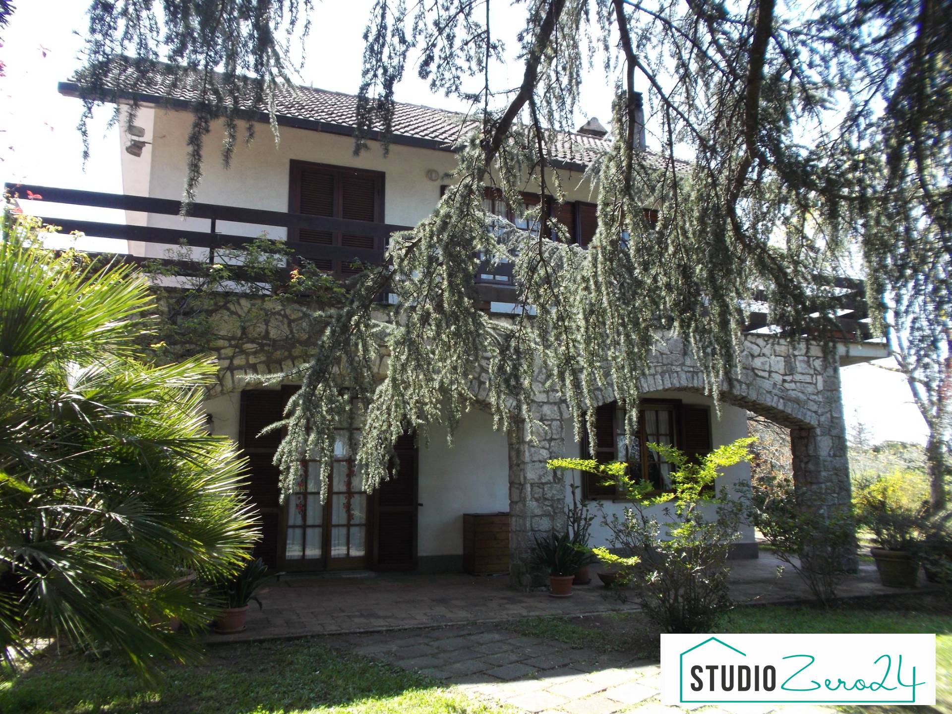 Villa in vendita a Viterbo