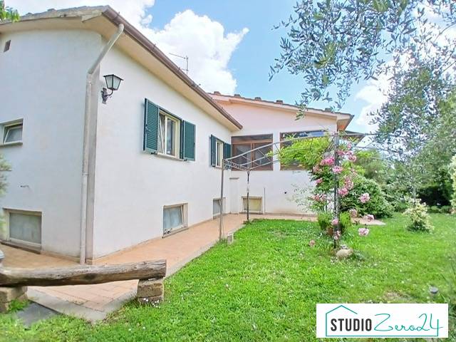 Villetta Bifamiliare in vendita a Vitorchiano