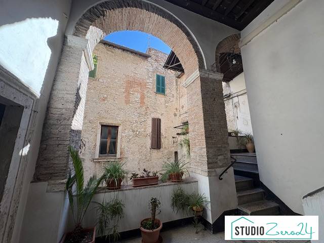 Appartamento in vendita a Narni