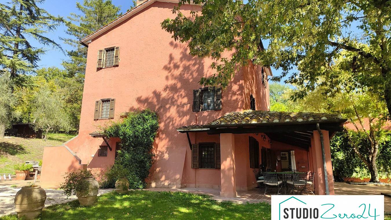 Villa in vendita a Giove