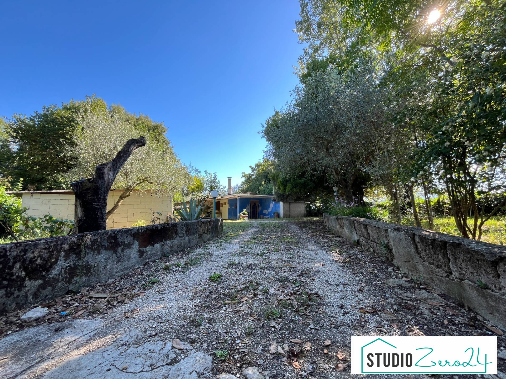 Casa singola in vendita a Bassano in Teverina