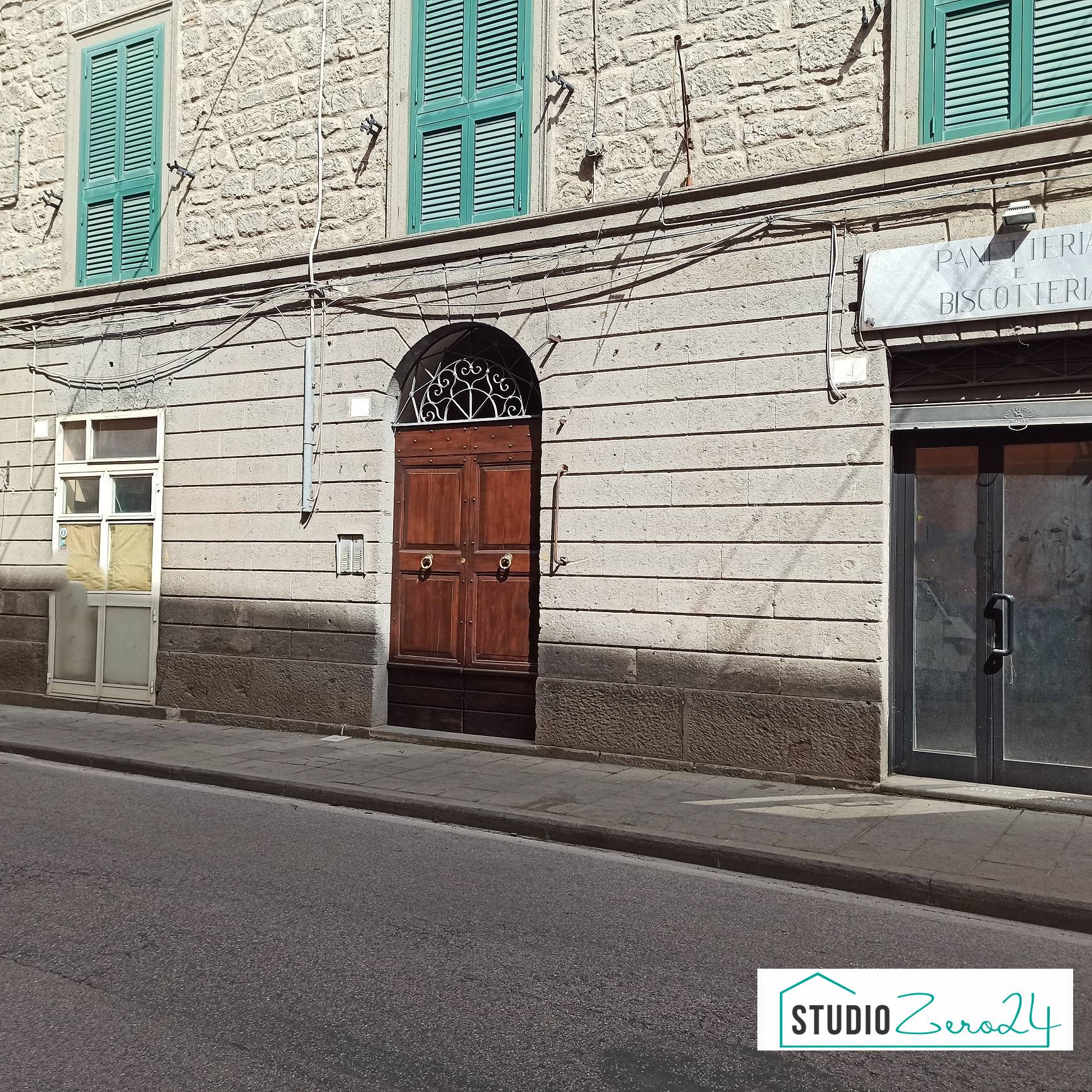 Locale commerciale in vendita a Soriano nel Cimino