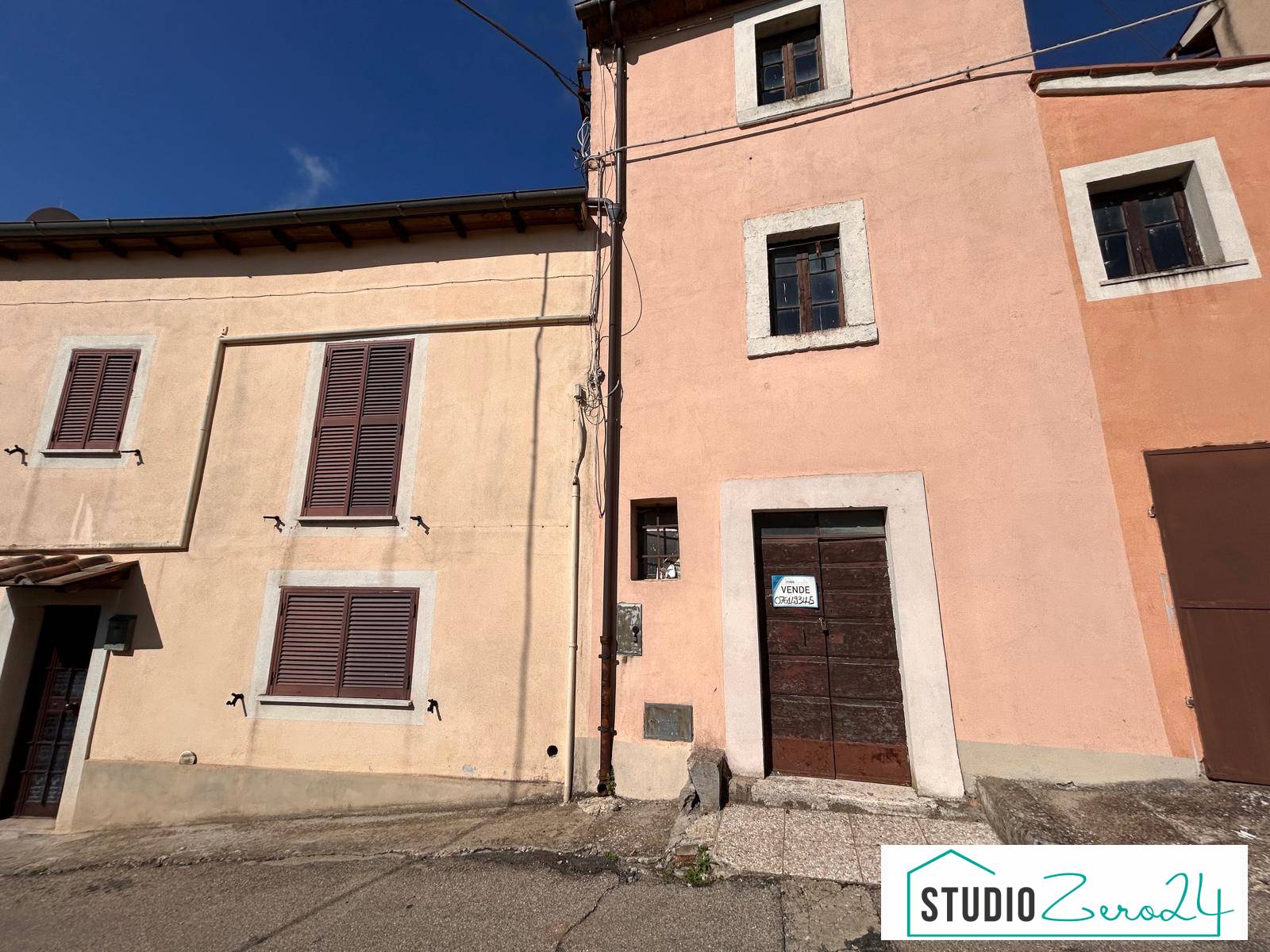 Casa singola in vendita a Bassano in Teverina