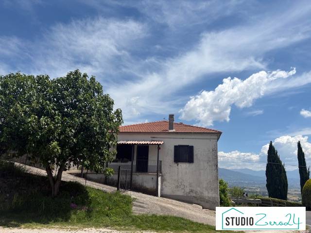 Casa singola in vendita a Narni