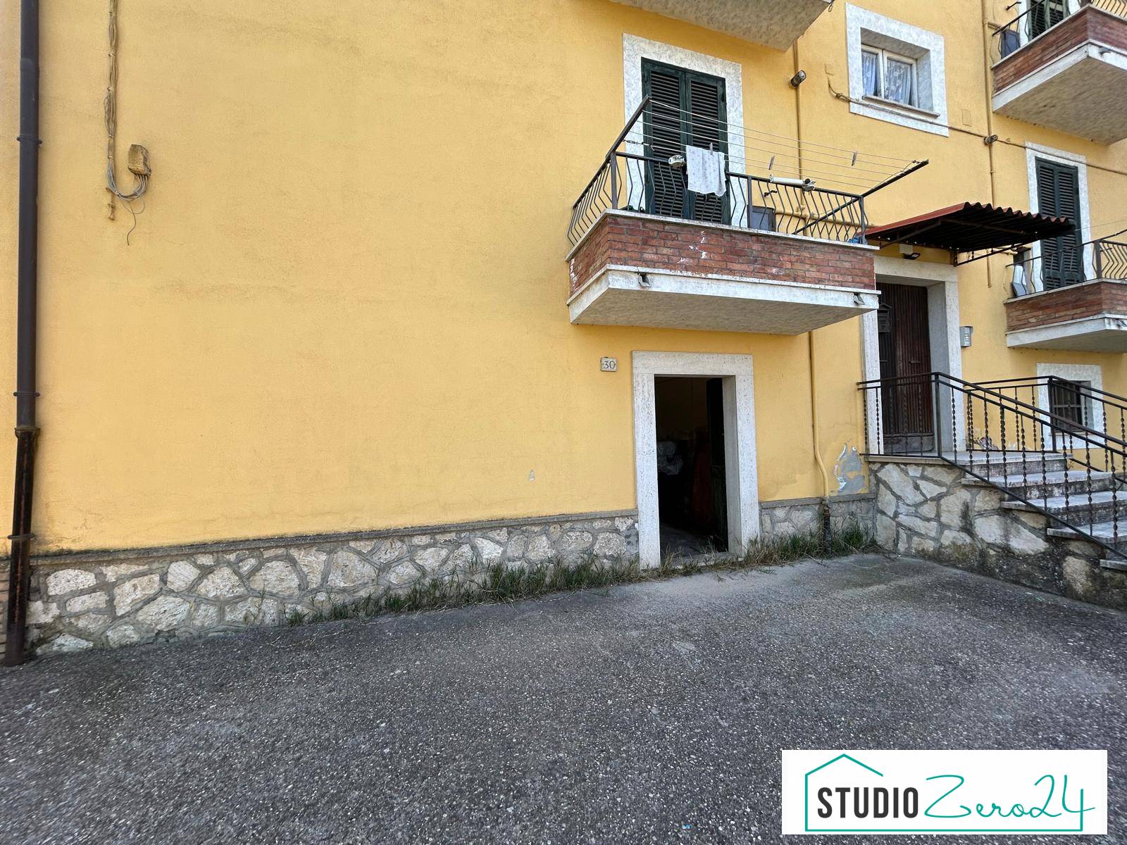 Warehouse for sale in Orte