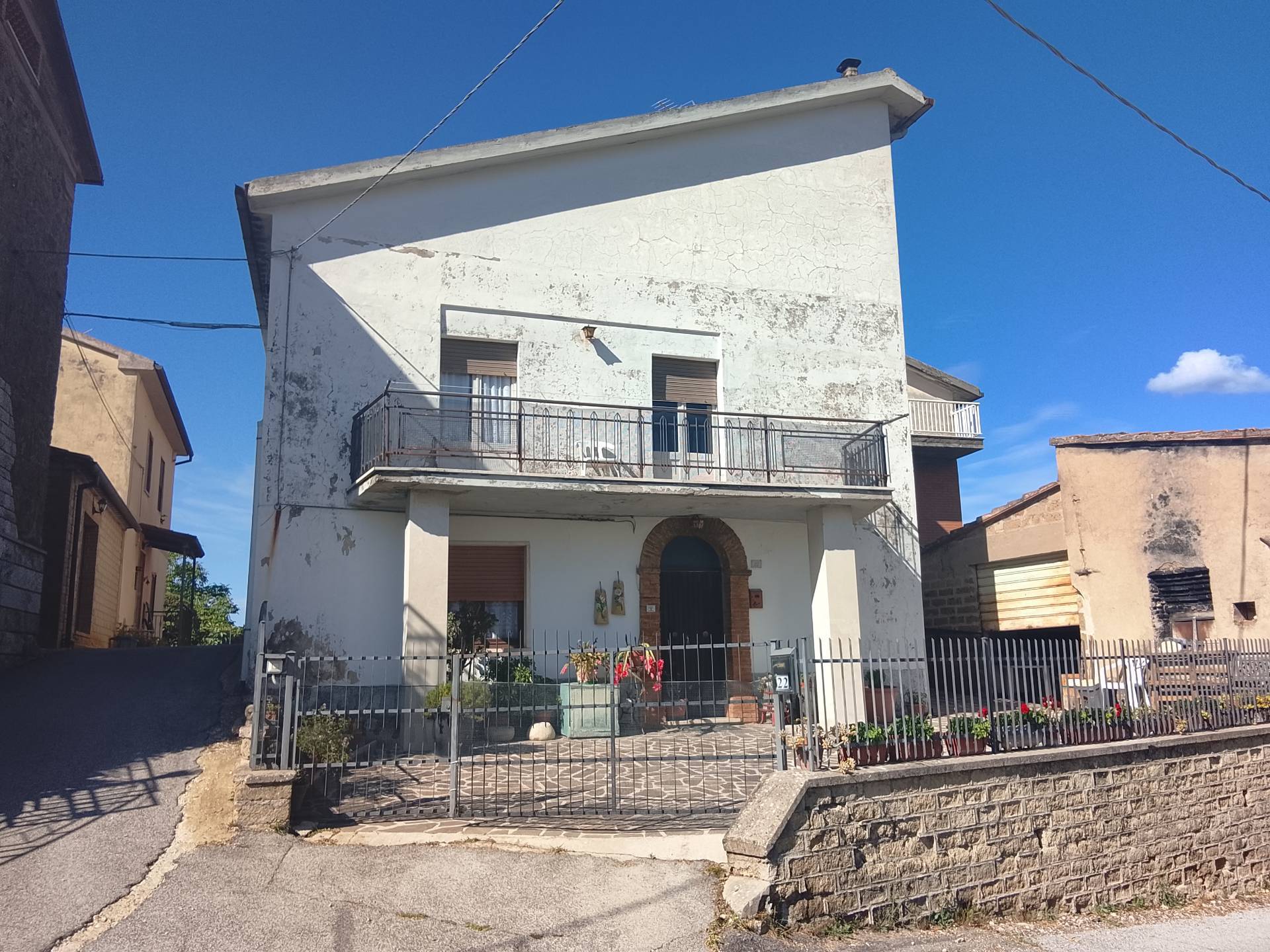 casa semi-indipendente in vendita a Narni