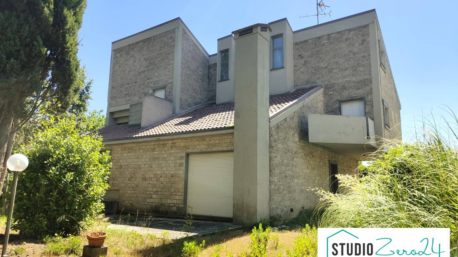 Villa for sale in Amelia