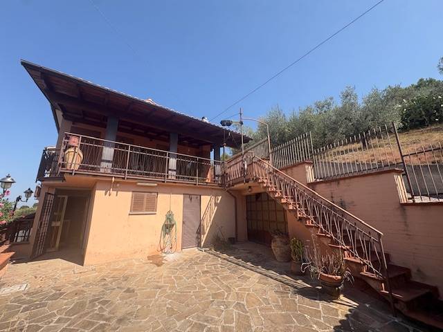 Casa singola in vendita a Calvi dell'Umbria